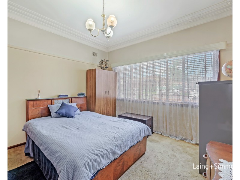 32 Davies Street, Merrylands NSW 2160