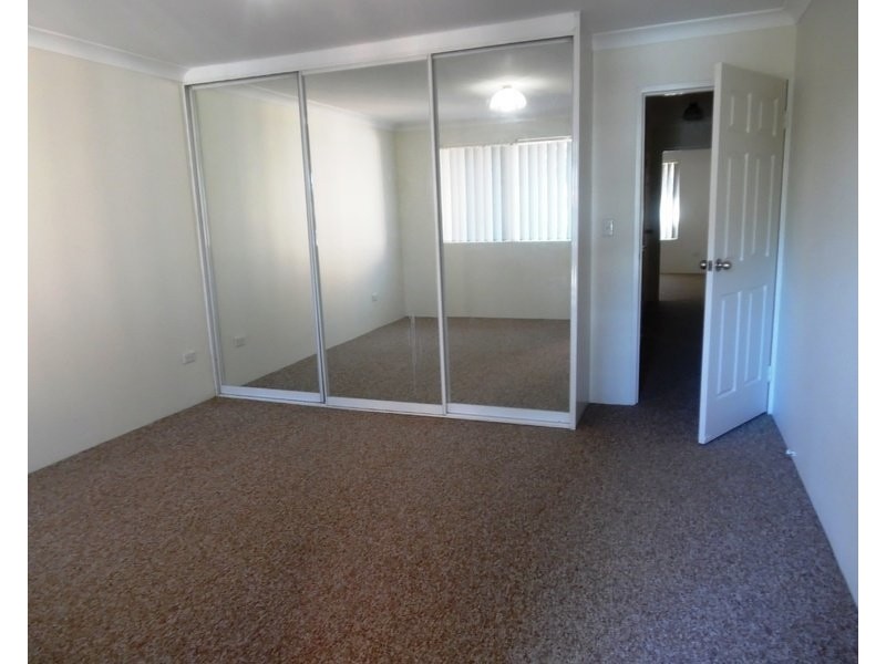 6/39-41 Windsor Road, Merrylands NSW 2160