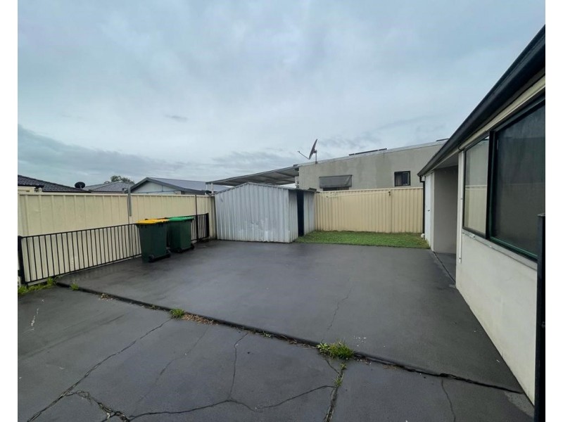 17 Rawson Road, Guildford NSW 2161