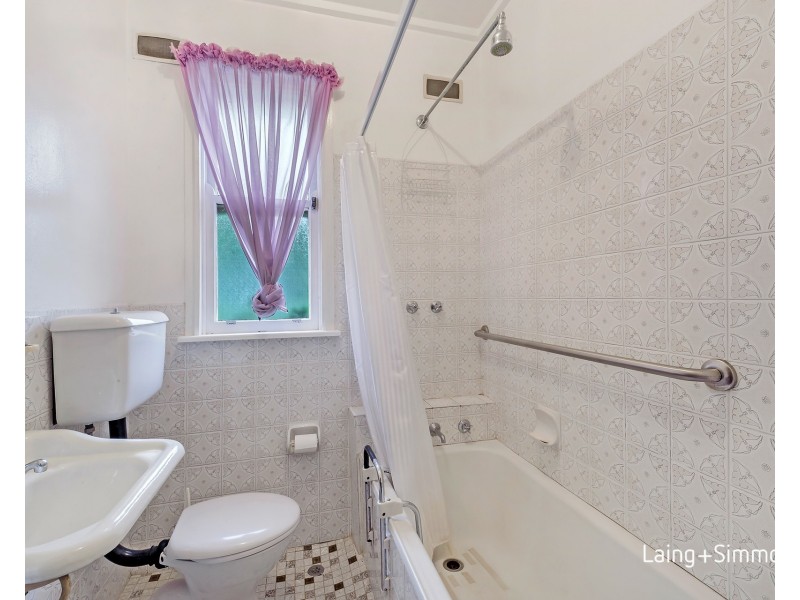 3 Batten Crescent, Ermington NSW 2115