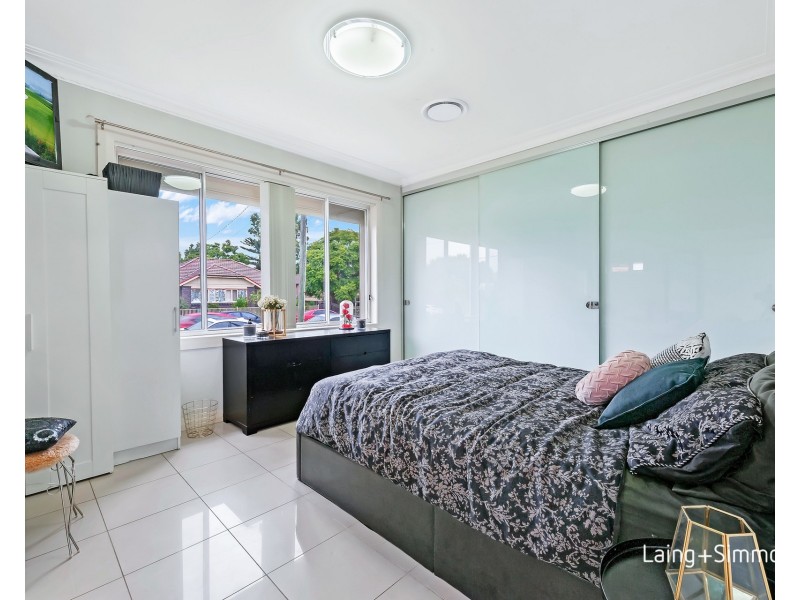 1 Albion Avenue, Merrylands NSW 2160