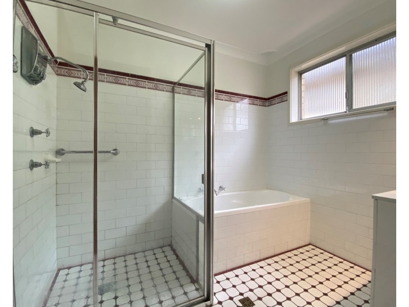 14 Grace Crescent, Merrylands NSW 2160