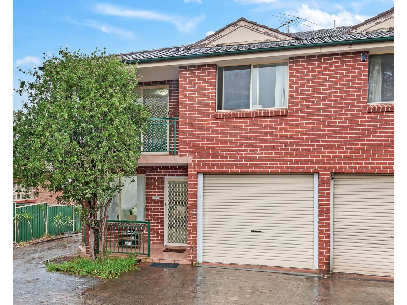 1/205 Edgar Street, Condell Park NSW 2200