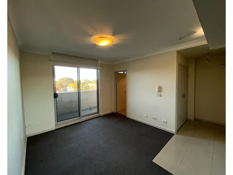 40B/286-292 Fairfield Street, Fairfield NSW 2165