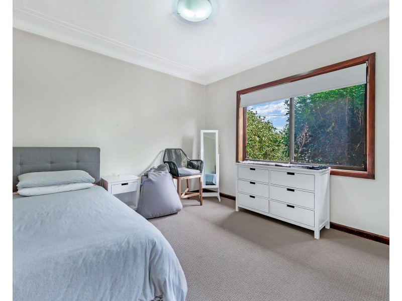 15 Vista Crescent, Chester Hill NSW 2162