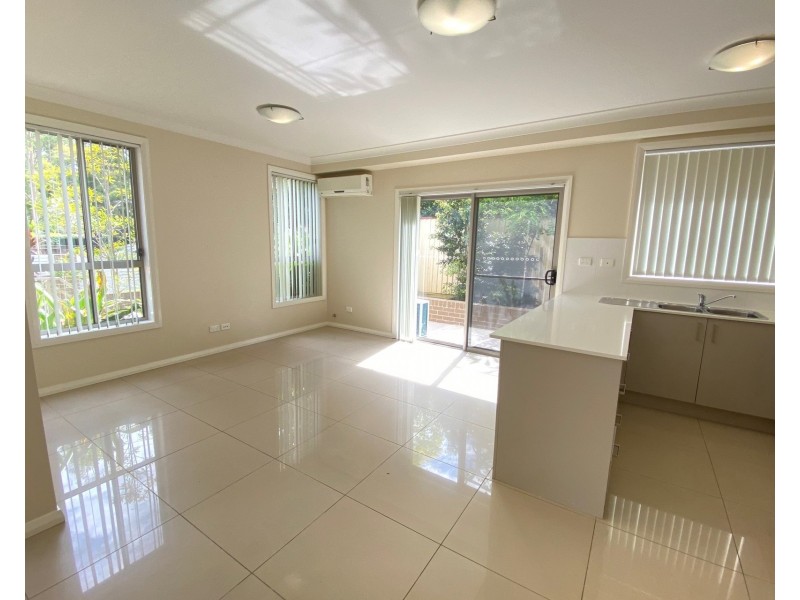 2/5 Torrens Street, Merrylands West NSW 2160