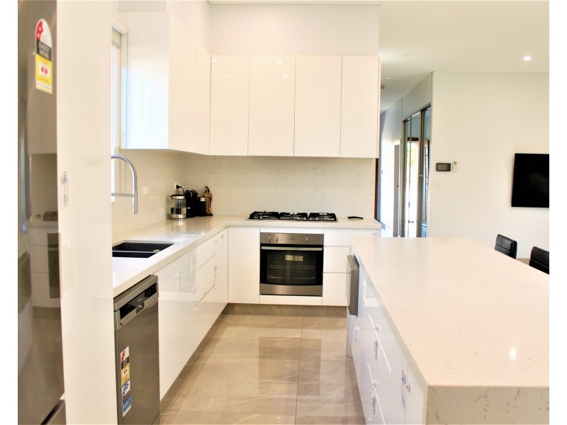 9 Short Street, Rosehill NSW 2142