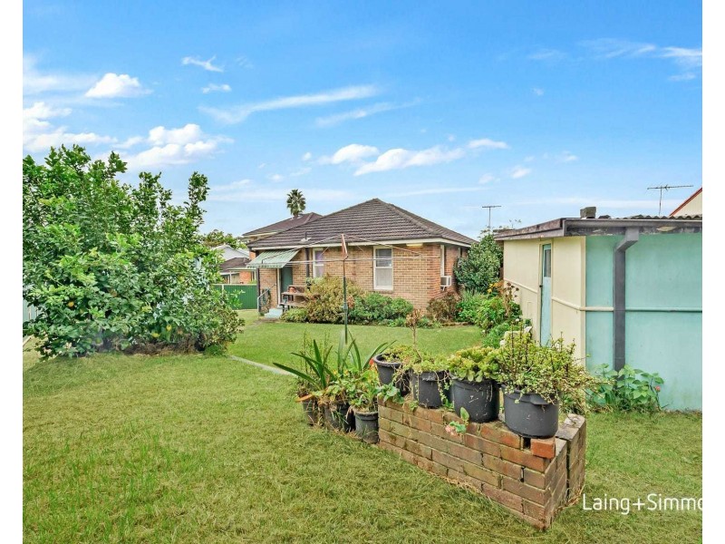 3 Batten Crescent, Ermington NSW 2115