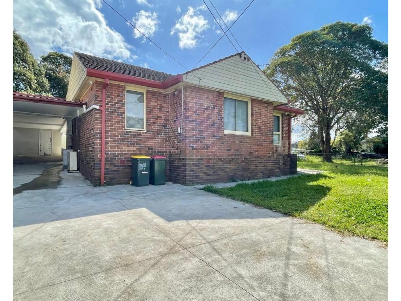 2 Corella Road, Lalor Park NSW 2147