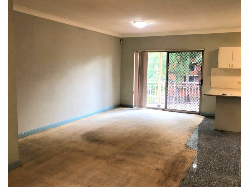 4/40 Neil Street, Merrylands NSW 2160