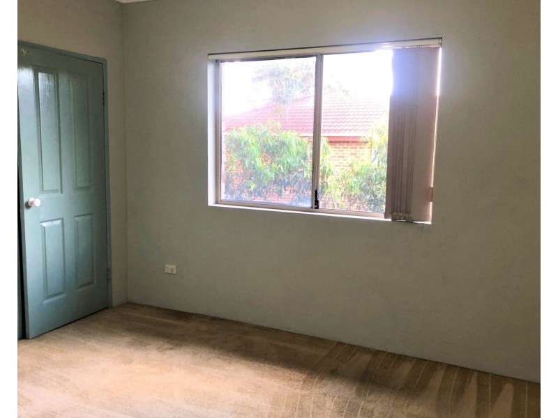 4/40 Neil Street, Merrylands NSW 2160