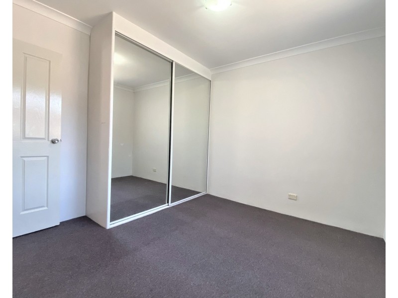4/19-21 Allen Street, Harris Park NSW 2150