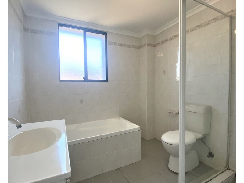 4/19-21 Allen Street, Harris Park NSW 2150