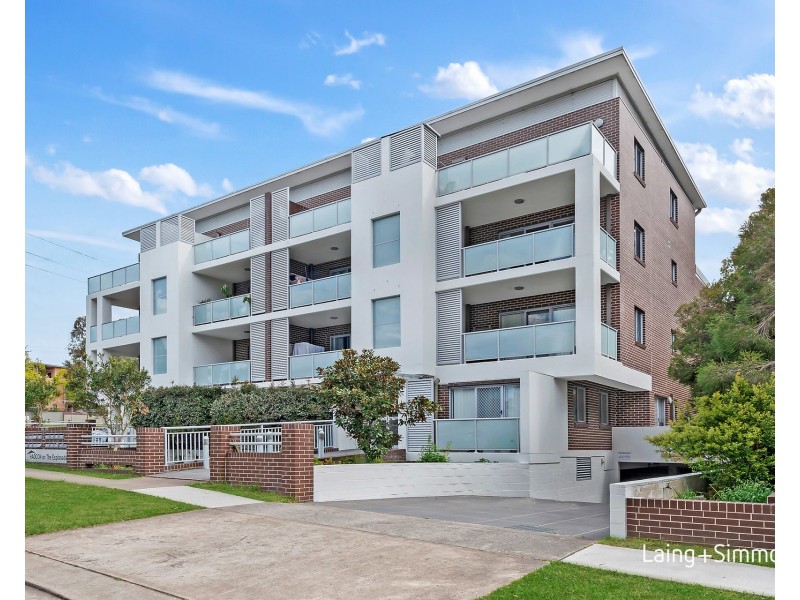 63-65 The Esplanade, Guildford NSW 2161