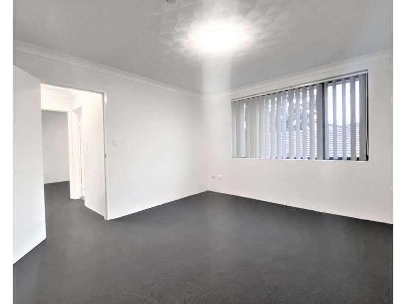 16/28-32 Treves Street, Merrylands NSW 2160