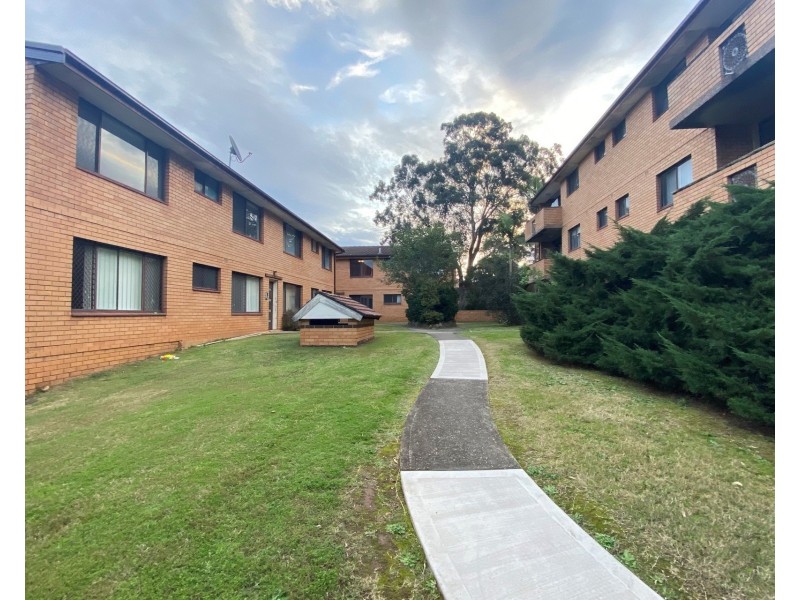 16/28-32 Treves Street, Merrylands NSW 2160