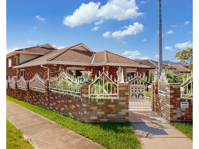 2 Cross Road, Merrylands NSW 2160