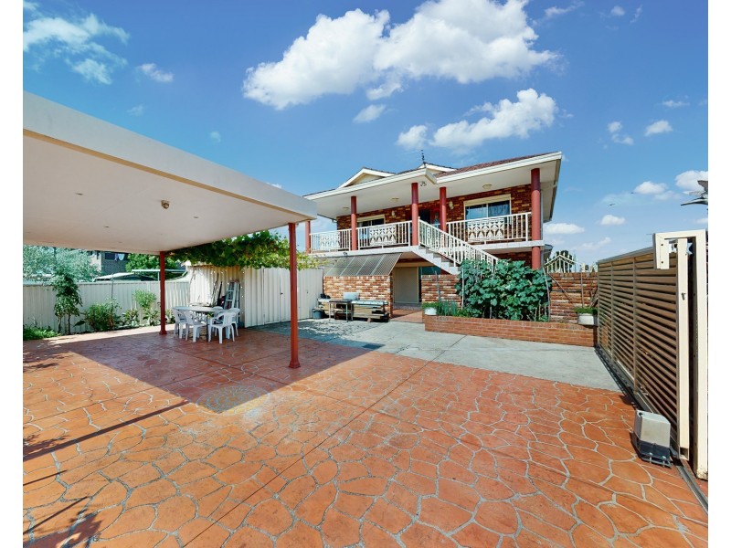 2 Cross Road, Merrylands NSW 2160