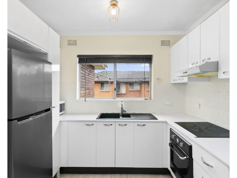 8/61 St Ann Street, Merrylands NSW 2160