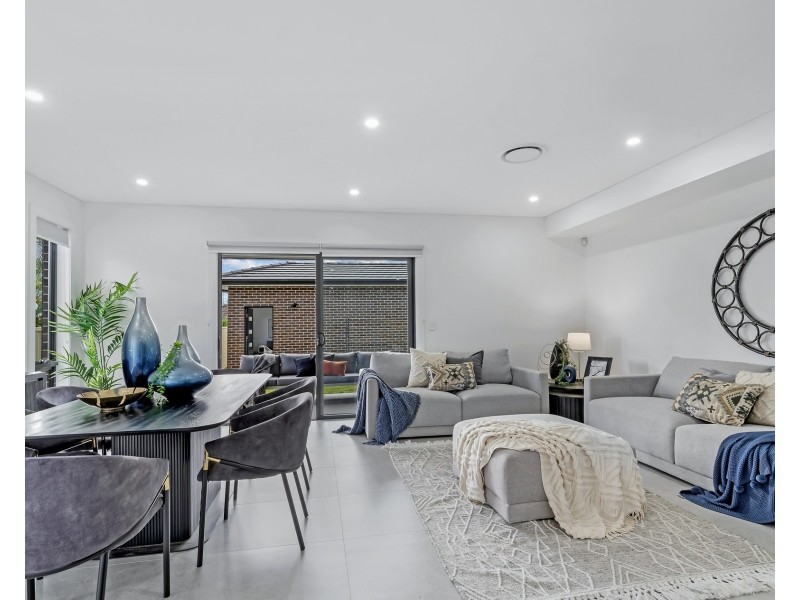 13a Cartwright Avenue, Merrylands NSW 2160