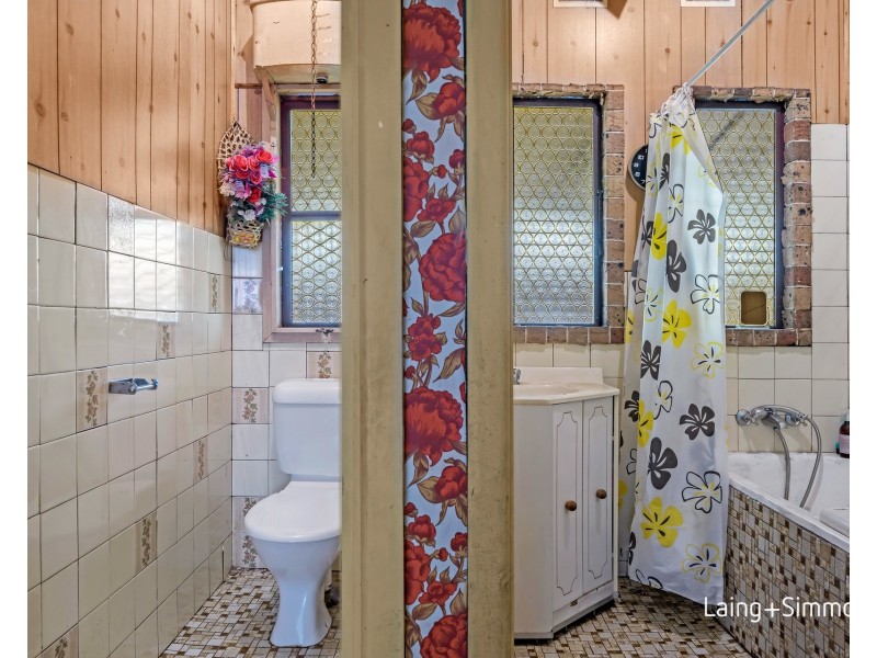 142 Robertson Street, Guildford NSW 2161