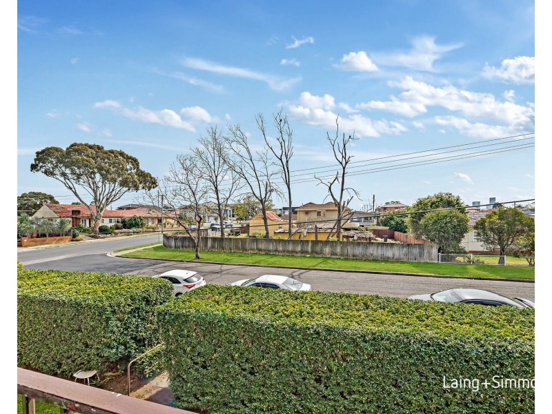 8/61-63 Windsor Road, Merrylands NSW 2160