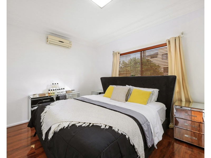 27 Charlotte Street, Merrylands NSW 2160