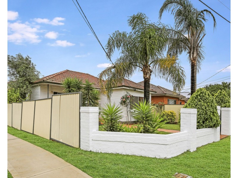 27 Charlotte Street, Merrylands NSW 2160