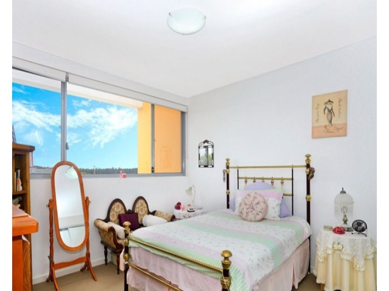 48/31-35 Chamberlain Street, Campbelltown NSW 2560