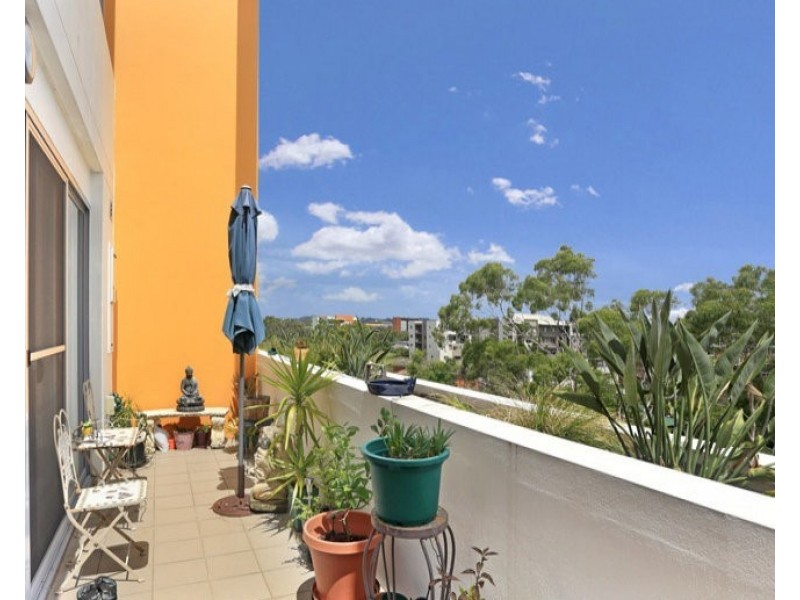 48/31-35 Chamberlain Street, Campbelltown NSW 2560