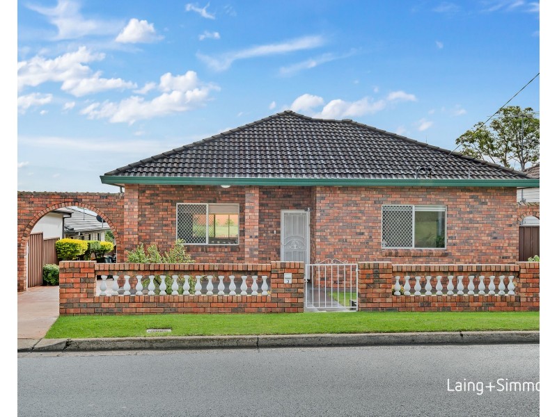 3 Gloucester Avenue, Merrylands NSW 2160