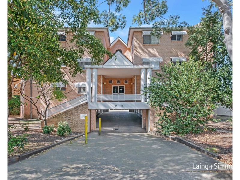 2/44-46 Memorial Avenue, Merrylands NSW 2160