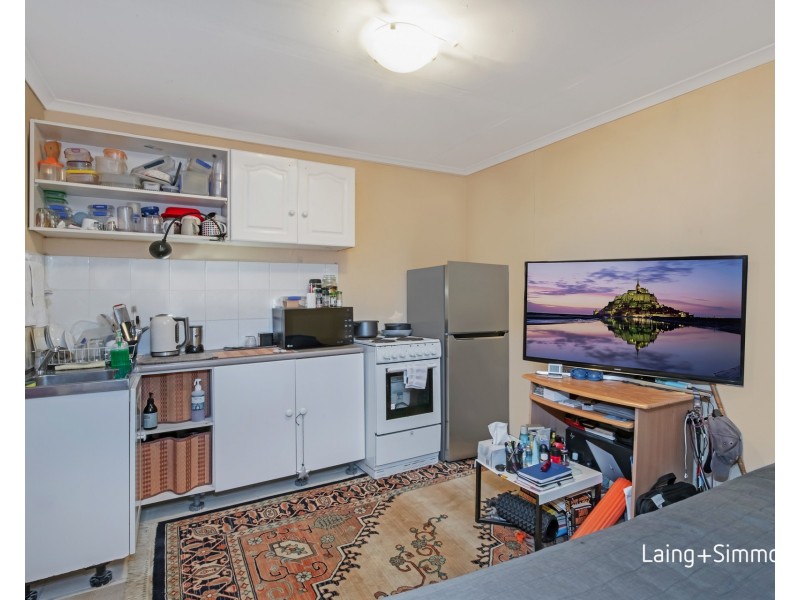 18 Cornwall Road, Auburn NSW 2144