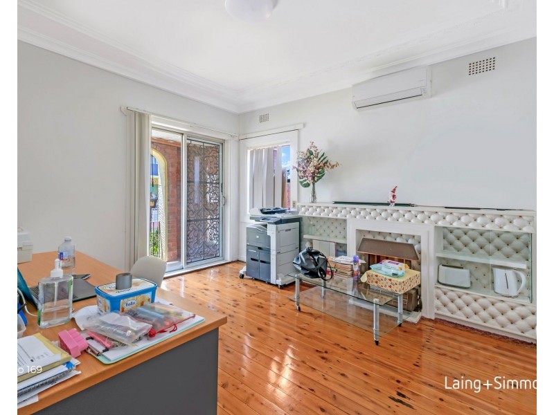 167 – 171 Great Western Highway, Mays Hill NSW 2145