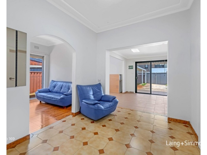 167 – 171 Great Western Highway, Mays Hill NSW 2145