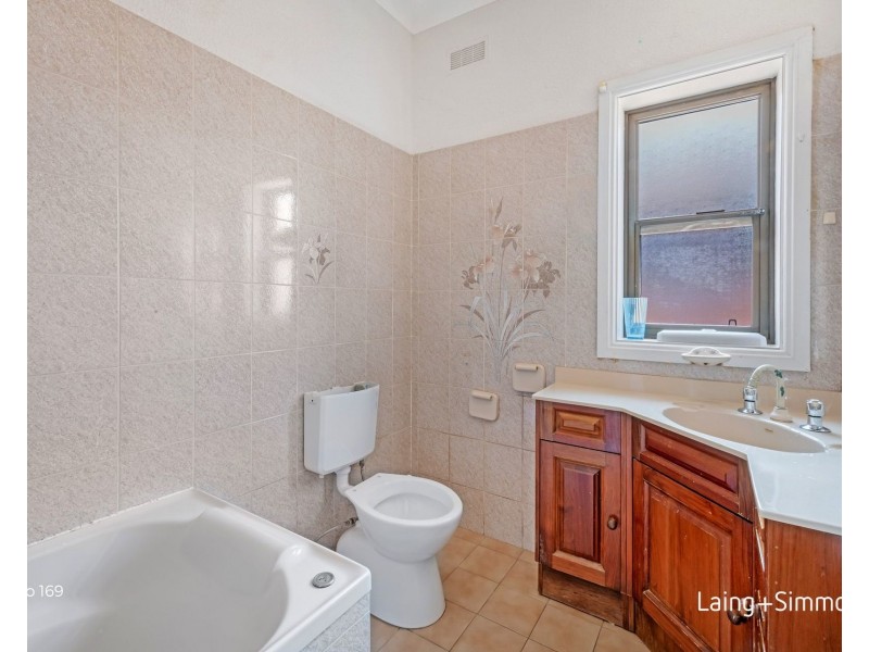 167 – 171 Great Western Highway, Mays Hill NSW 2145