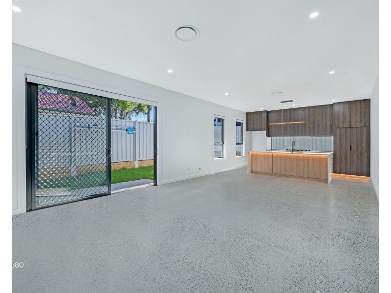 80 Hawksview Street, Guildford NSW 2161