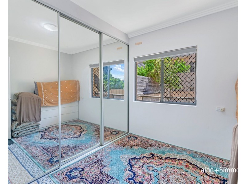 2/81-83 Bangor Street, Guildford NSW 2161