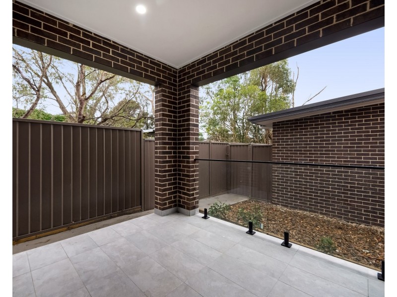 25 & 25a Queen Street, Guildford NSW 2161