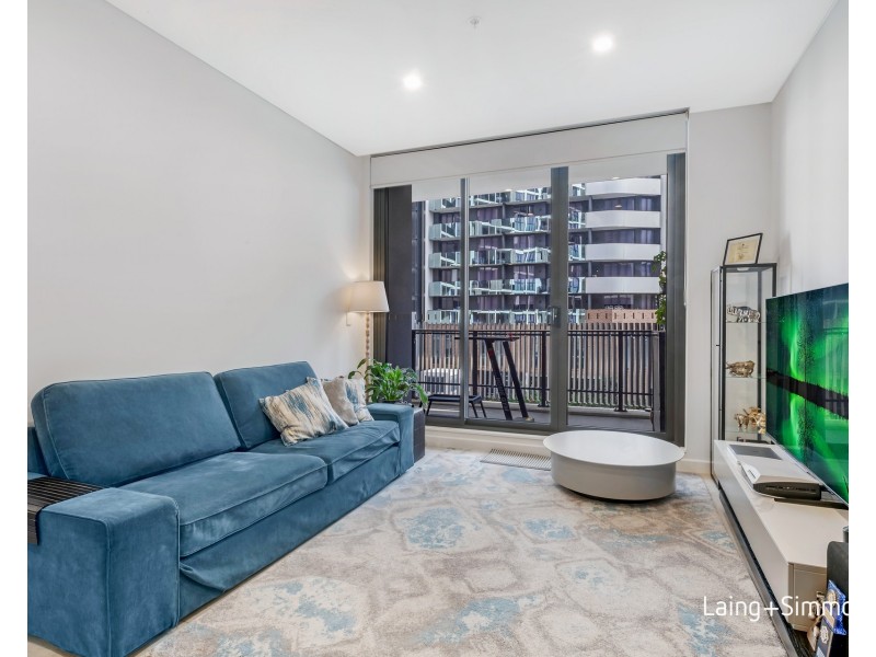 211/5 Gladstone Street, Merrylands NSW 2160