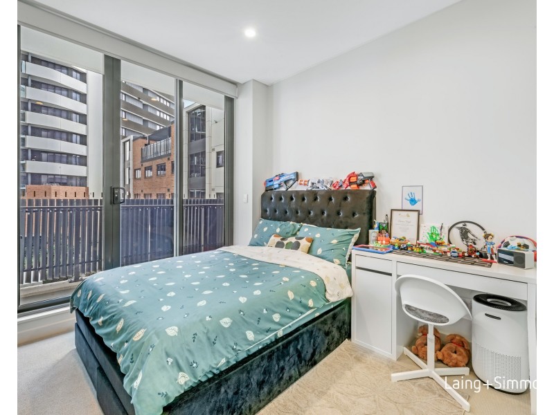 211/5 Gladstone Street, Merrylands NSW 2160