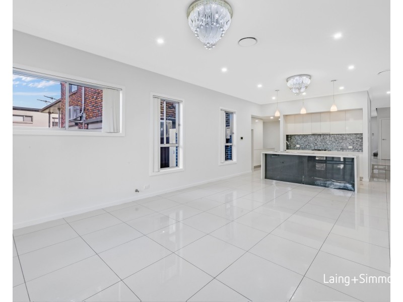 5 Queen Street, Guildford NSW 2161