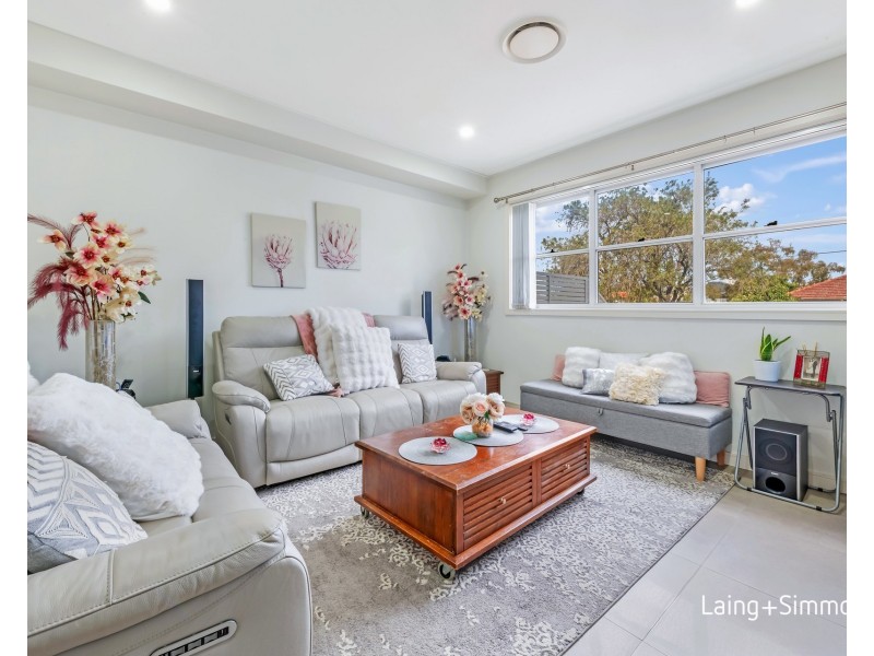 4/33 Louis Street, Granville NSW 2142