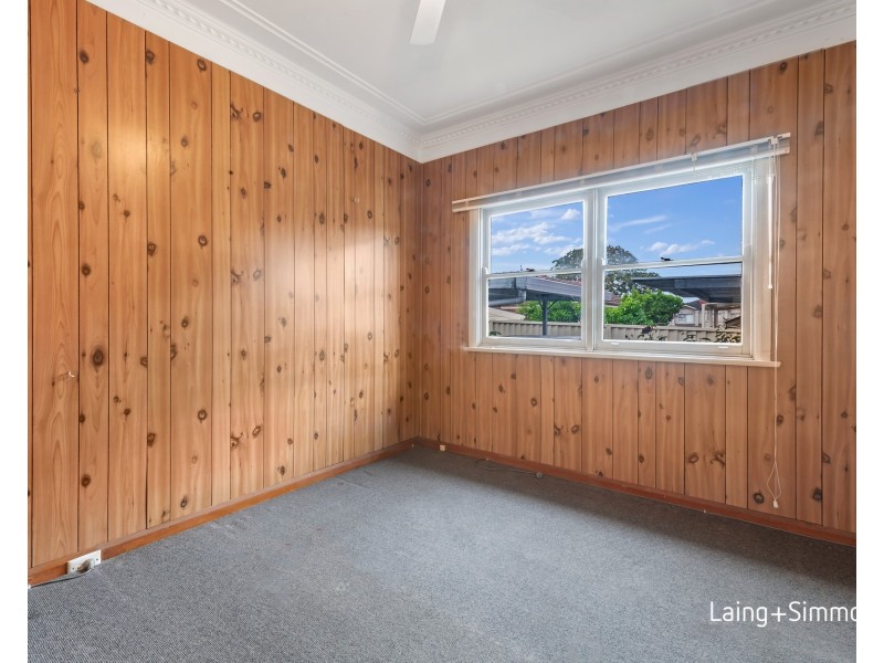 1 Phyllis Crescent, Guildford NSW 2161