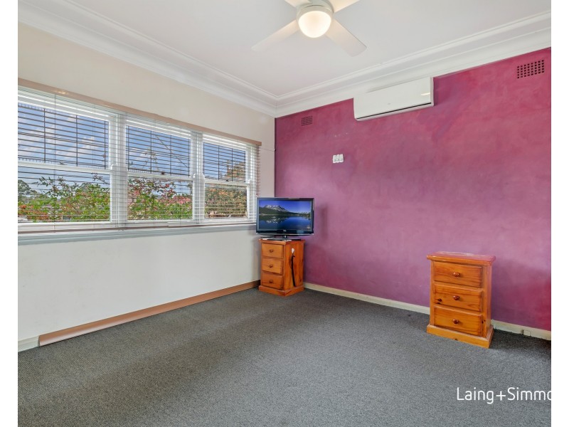 1 Phyllis Crescent, Guildford NSW 2161