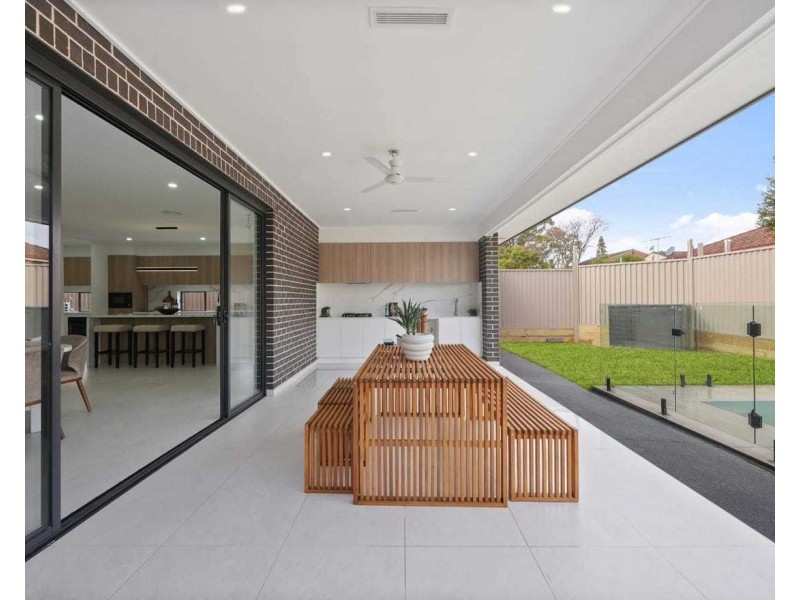 217 + 217b Victoria Road, Smithfield NSW 2164