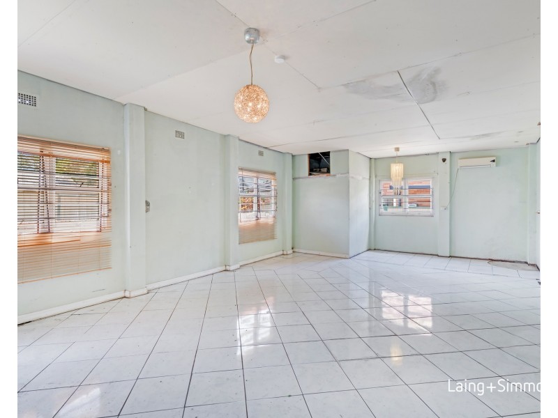 15 Grove Street, Guildford NSW 2161