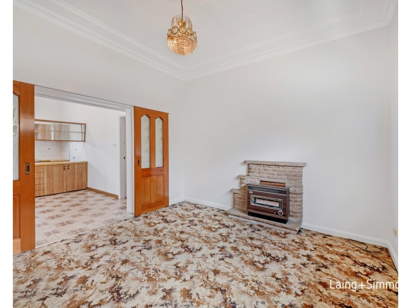 15 Grove Street, Guildford NSW 2161