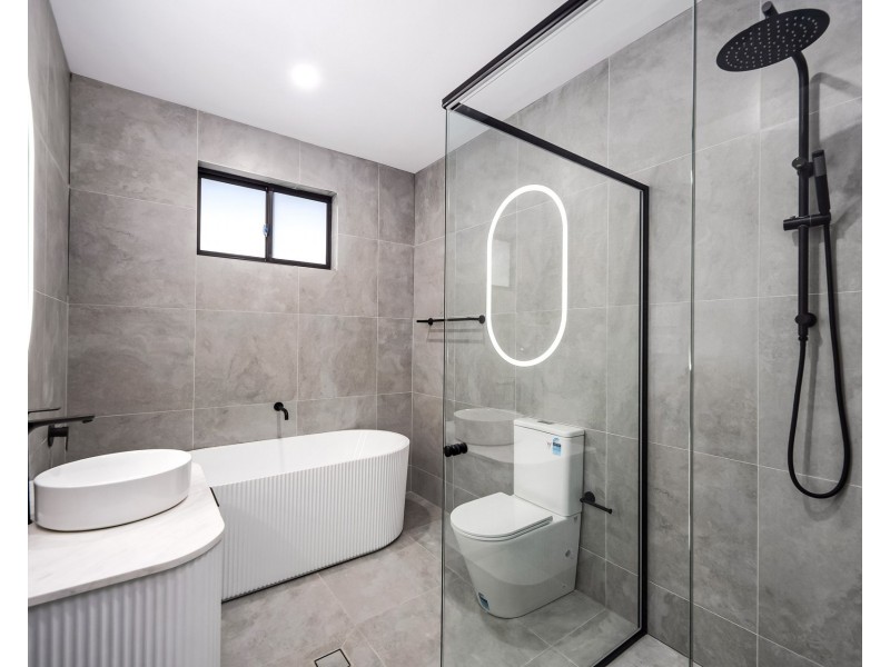 25b Queen Street, Guildford NSW 2161