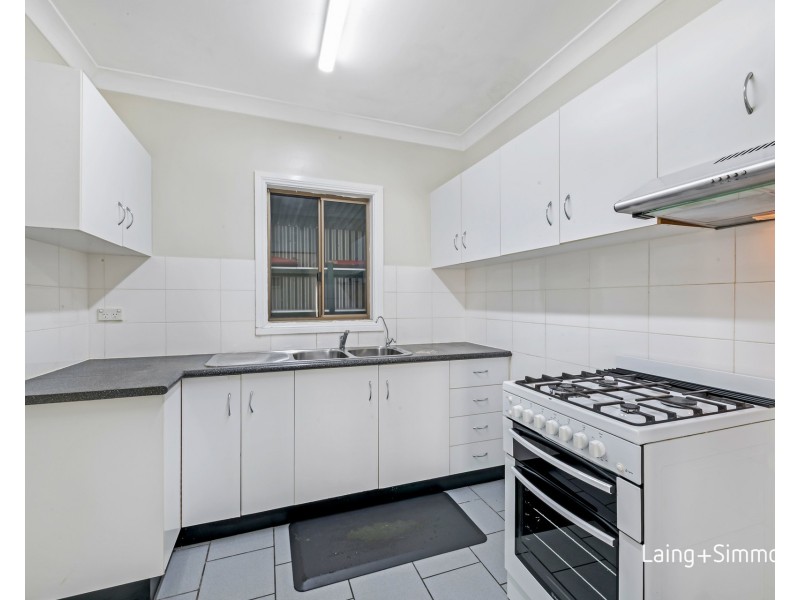 27 Robertson Street, Guildford West NSW 2161